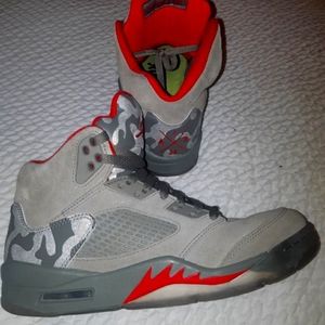 Air Jordan retro 5 camo